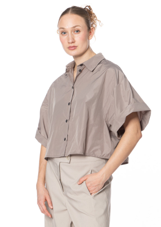 HINDAHL & SKUDELNY, short blouse in fine taffeta 124B17