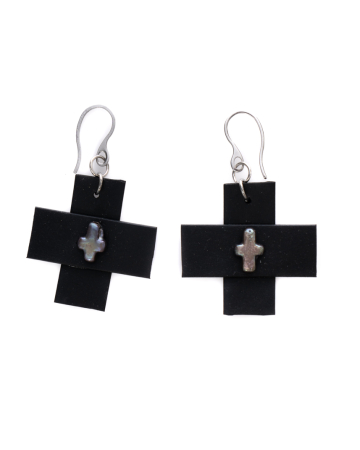 MIKAs, Design Ohrring mit Doppelkreuz