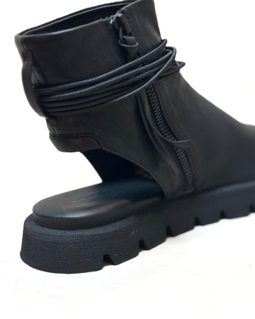 PURO, Stiefelette HYPNOTIC LACE mit elastischen Bändern