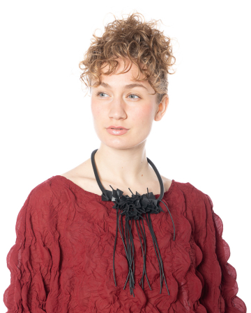 MIKAs, elegante Kette in organischem Design 