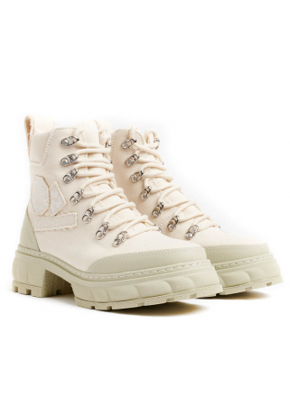 Virón, Disruptor boot with recycled cotton