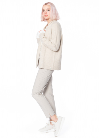 Catalogo Mariam Perú  White jeans, Pants set, Fashion