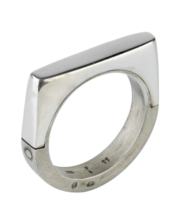 Parts of Four, Oval Systema Ring