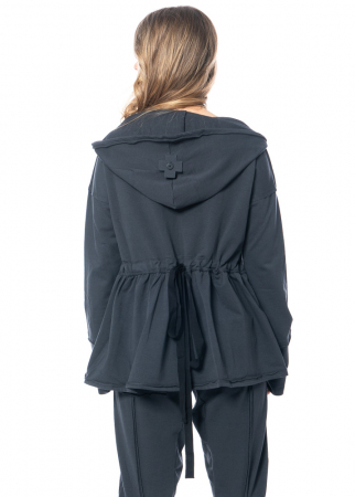 PLUSLAVIE PLÜ, hoodie with zipper and pleated backside PLEATED HOODIE