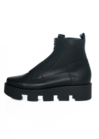 arche, stylish boot TREEKA