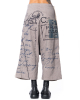 RUNDHOLZ DIP, verkürzte Hose mit Postkartenmotiv 2252110106 - NOBANANAS - Bild 9