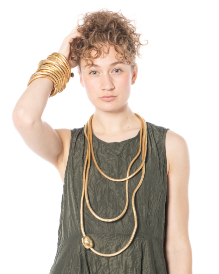 maria calderara, goldenes Armband aus Kunstlederreifen - Nobananas - Bild 3