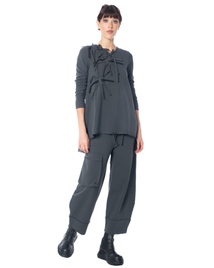 KEDZIOREK, top with striking fringe decoration 5341 - NOBANANAS - Image 2