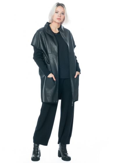 annette görtz, leather coat Verdi with knitted sleeves