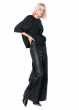 ULI SCHNEIDER, glänzende Baggy-Hose mit ausgestelltem Schnitt und Taschen