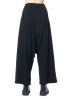 RUNDHOLZ, extravagante Hose aus Schurwolle 1241240109