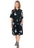 TRINE KRYGER SIMONSEN, Kleid Carmo mit weiten Ärmeln