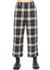 annette görtz, trendy plaid pants Pama1