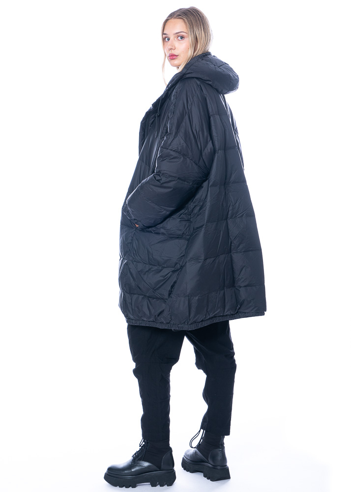 NOBANANAS | BLACK RUNDHOLZ LABEL, warm winter coat cuddly