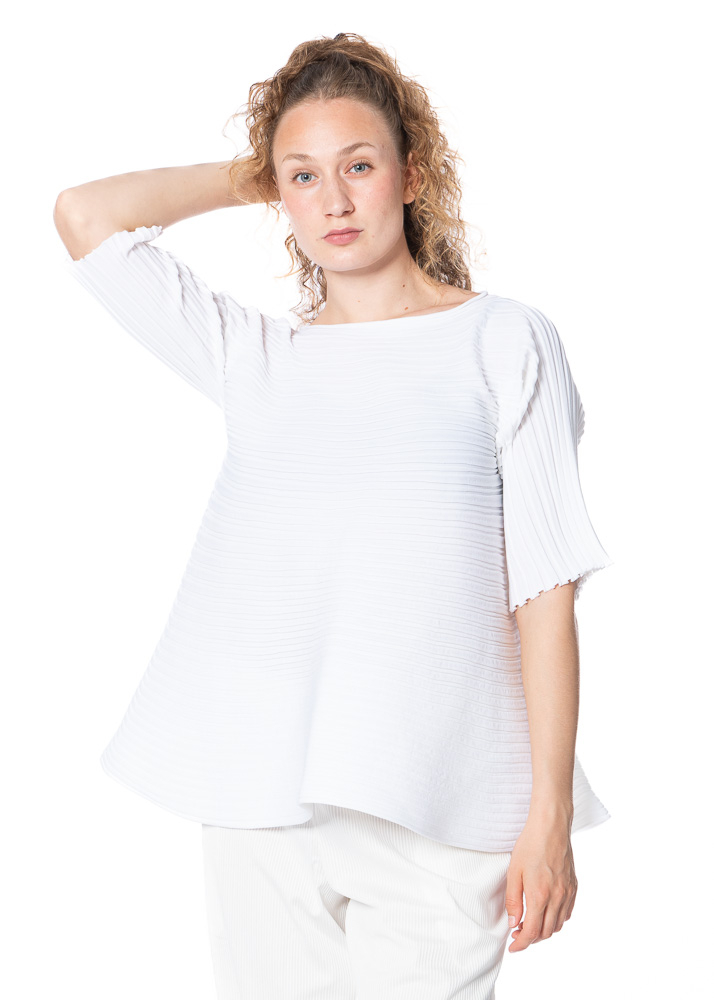 PLEATS PLEASE ISSEY MIYAKE Tシャツ アイボリー PLEATS PLEASE ISSEY MIYAKE T-Shirt BOUNCE KNIT | NOBANANAS