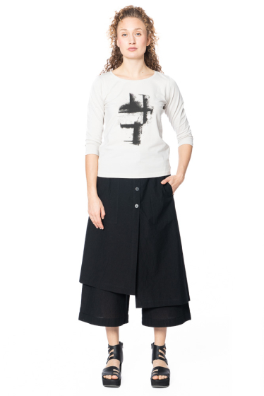 yukai, cropped double-layer pants with buttons and beltloops