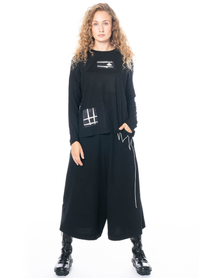 yukai, virgin wool culotte with interesting pattern