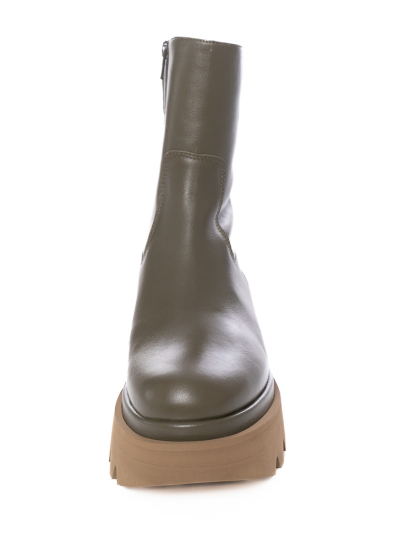 Paloma Barceló, platform boot OSIAN in olive