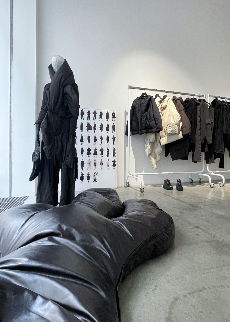 RUNDHOLZ Herbst/Winter Showroom 2025/26