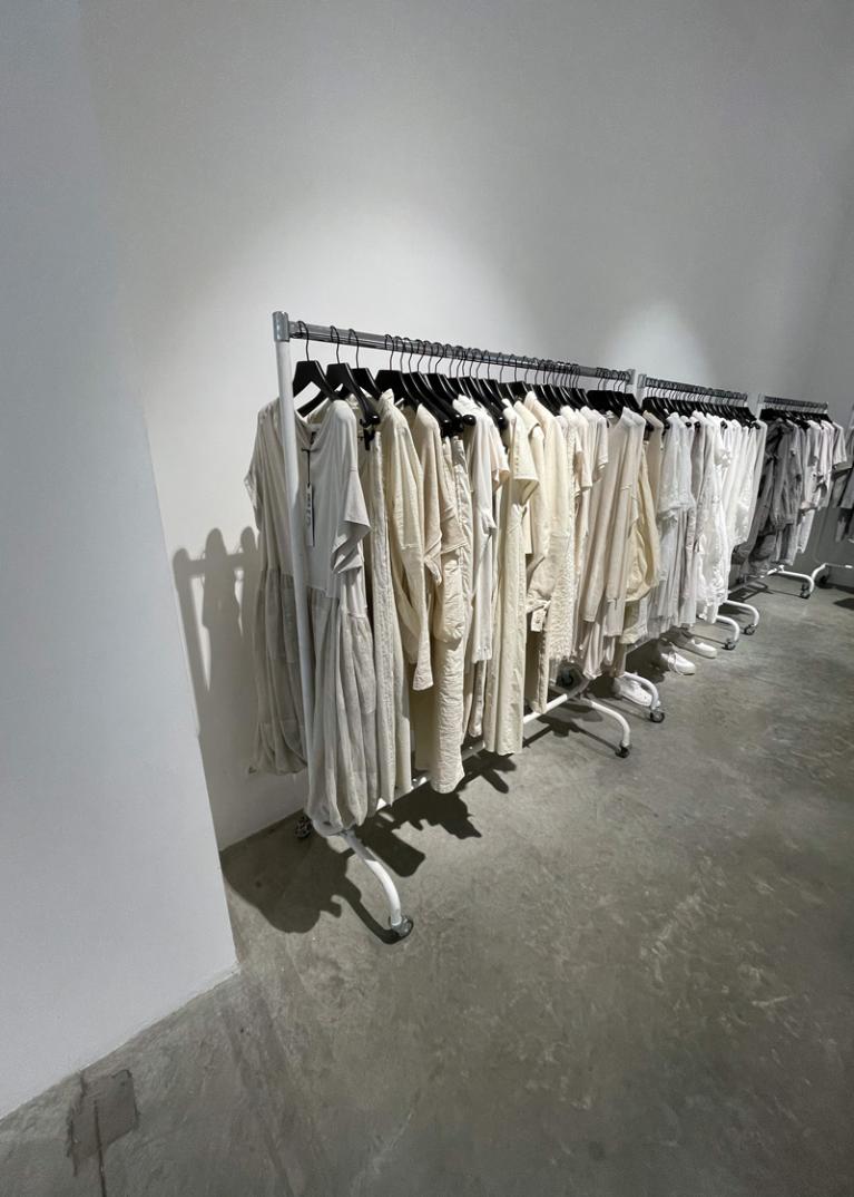 RUNDHOLZ Frühjahr/Sommer Showroom 2025